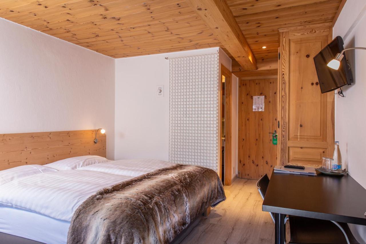 Hotel Alpina - Swiss Ski & Bike Lodge Grimentz Exterior photo