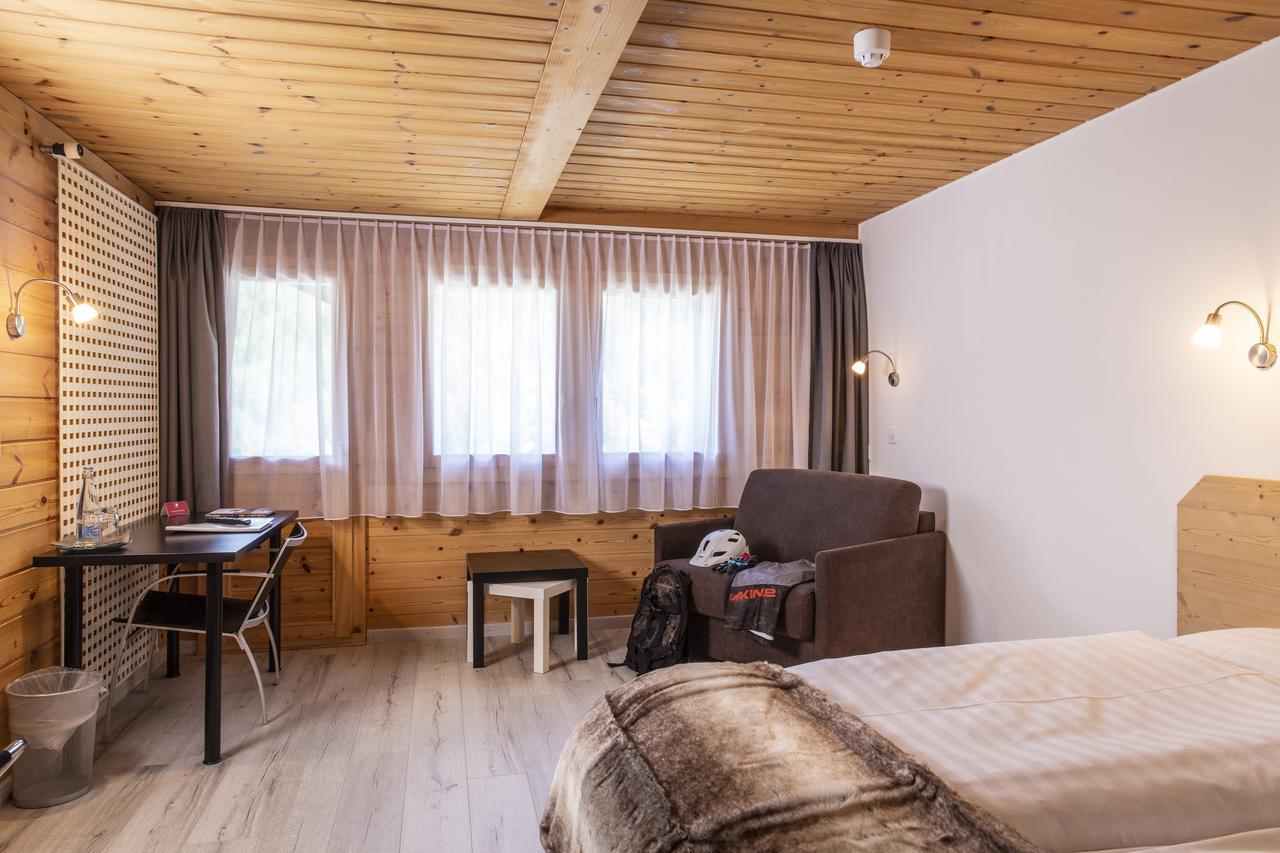 Hotel Alpina - Swiss Ski & Bike Lodge Grimentz Exterior photo