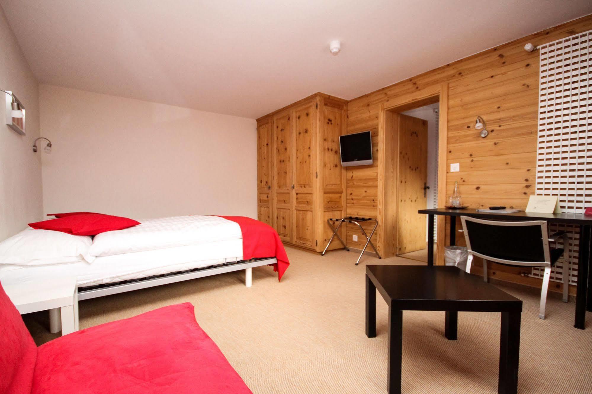 Hotel Alpina - Swiss Ski & Bike Lodge Grimentz Exterior photo
